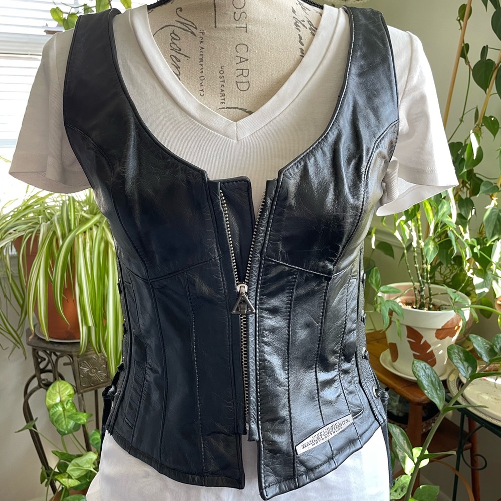 Harley Davidson all leather vest sz 30/2